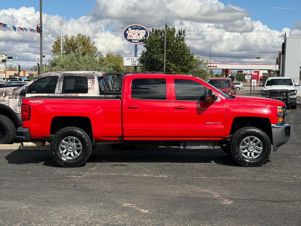 Photo 3 of this CHEVROLET SILVERADO 2500