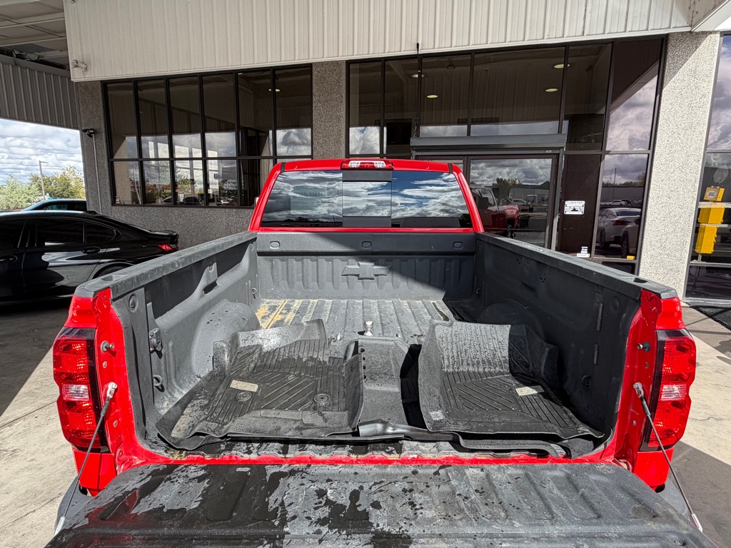 Photo 21 of this CHEVROLET SILVERADO 2500