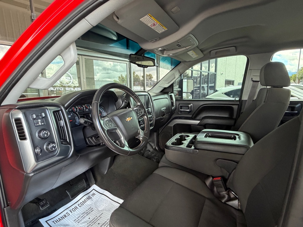 Photo 7 of this CHEVROLET SILVERADO 2500