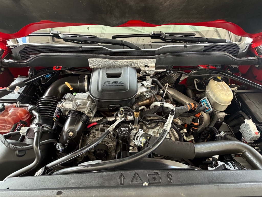 Photo 46 of this CHEVROLET SILVERADO 2500