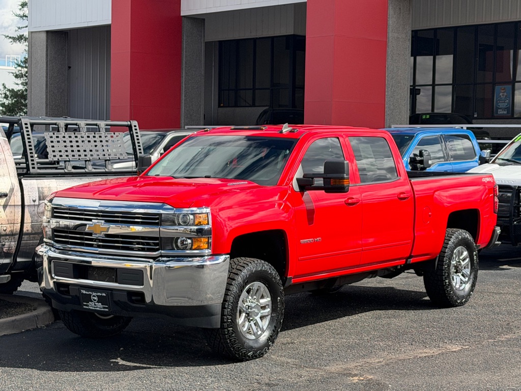 Photo 32 of this CHEVROLET SILVERADO 2500
