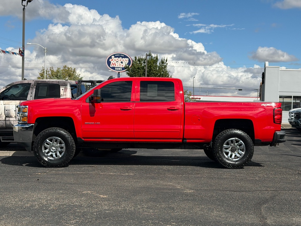 Photo 35 of this CHEVROLET SILVERADO 2500