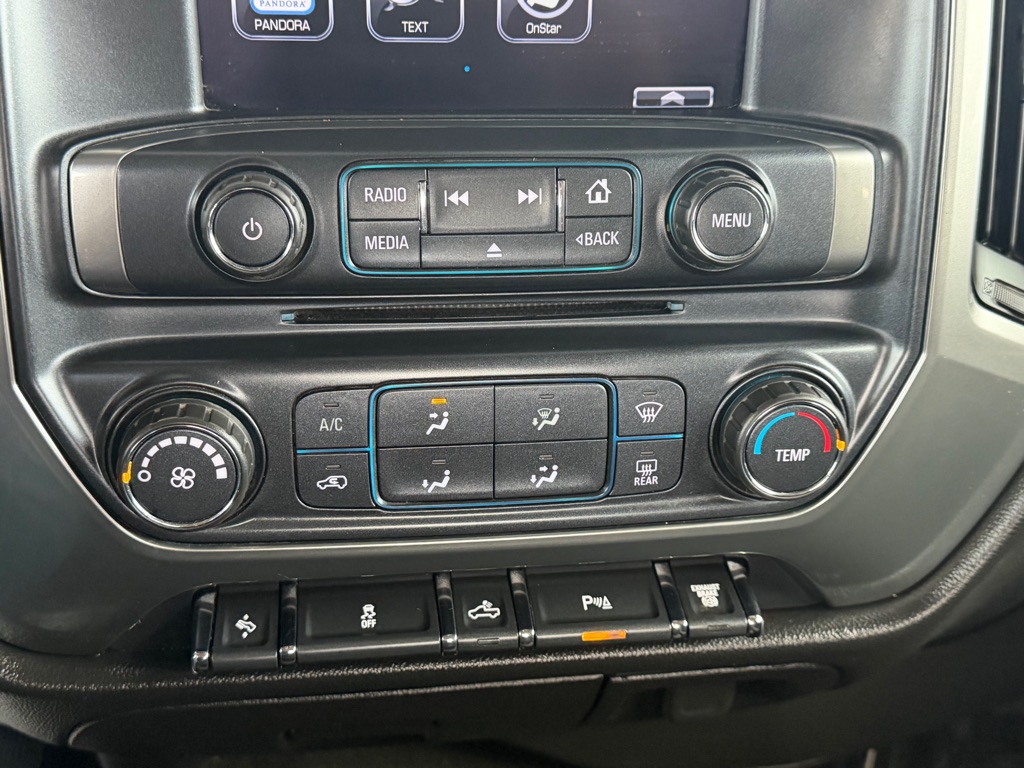 Photo 11 of this CHEVROLET SILVERADO 2500