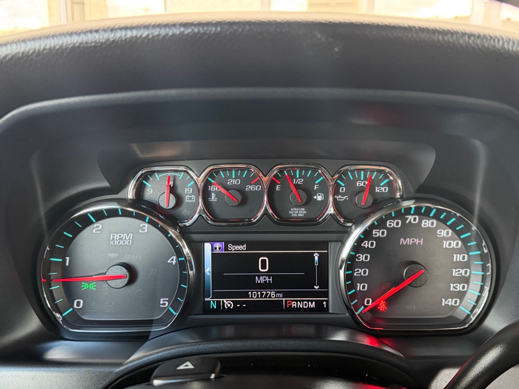 Photo 8 of this CHEVROLET SILVERADO 2500