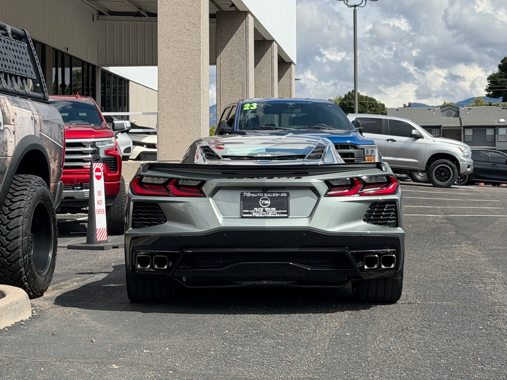 Photo 32 of this CHEVROLET CORVETTE