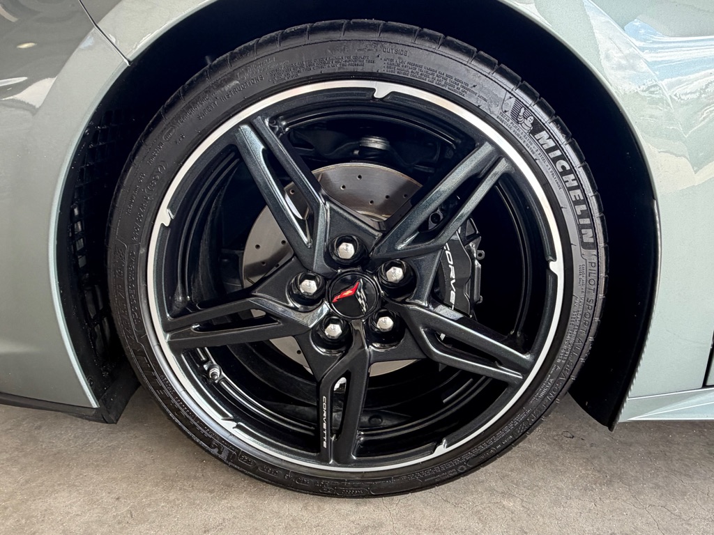 Photo 51 of this CHEVROLET CORVETTE