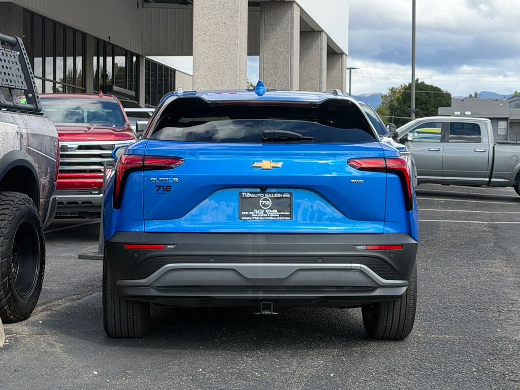 Photo 47 of this CHEVROLET BLAZER