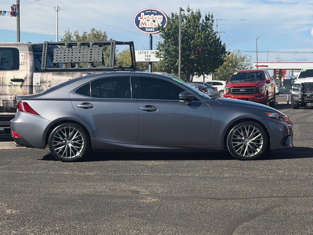 Photo 50 of this LEXUS IS