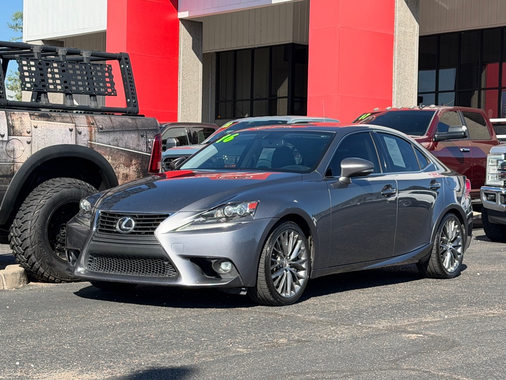 Photo 40 of this LEXUS IS