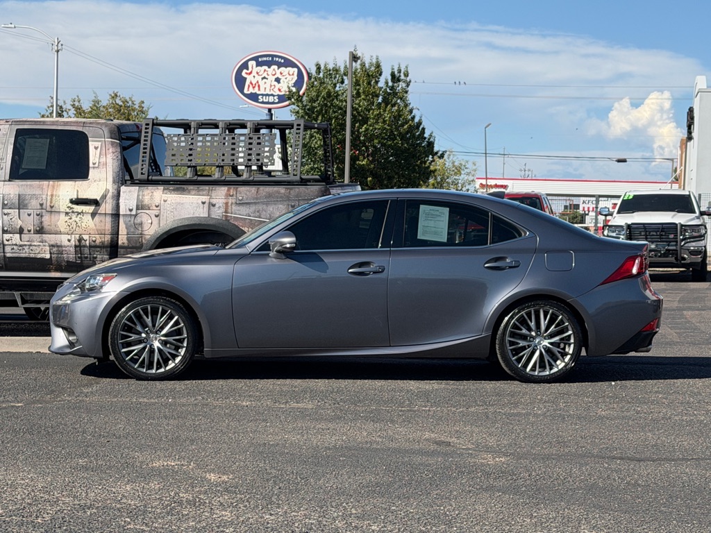 Photo 42 of this LEXUS IS