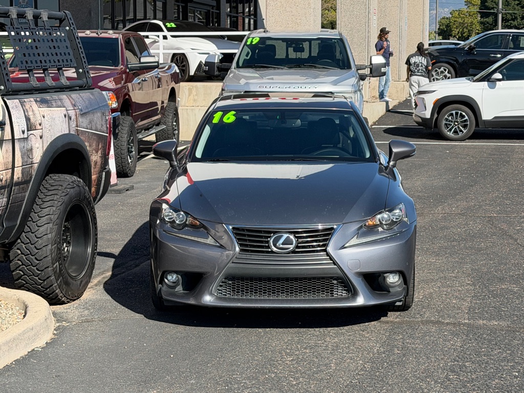 Photo 37 of this LEXUS IS