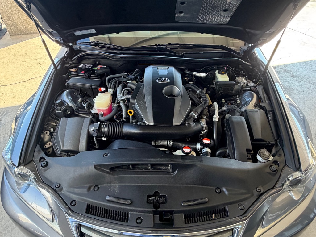 Photo 53 of this LEXUS IS