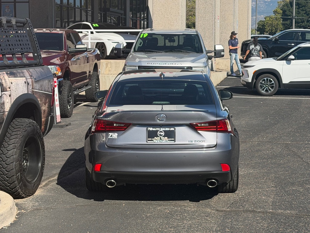 Photo 45 of this LEXUS IS