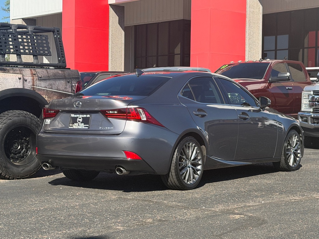 Photo 48 of this LEXUS IS