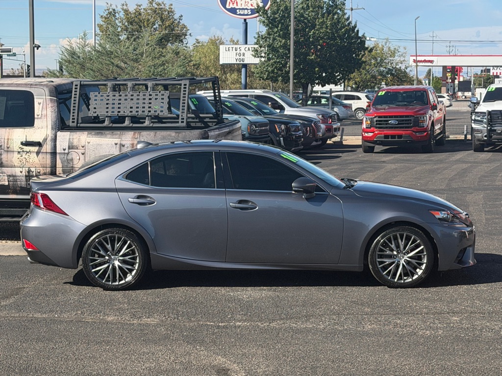 Photo 49 of this LEXUS IS