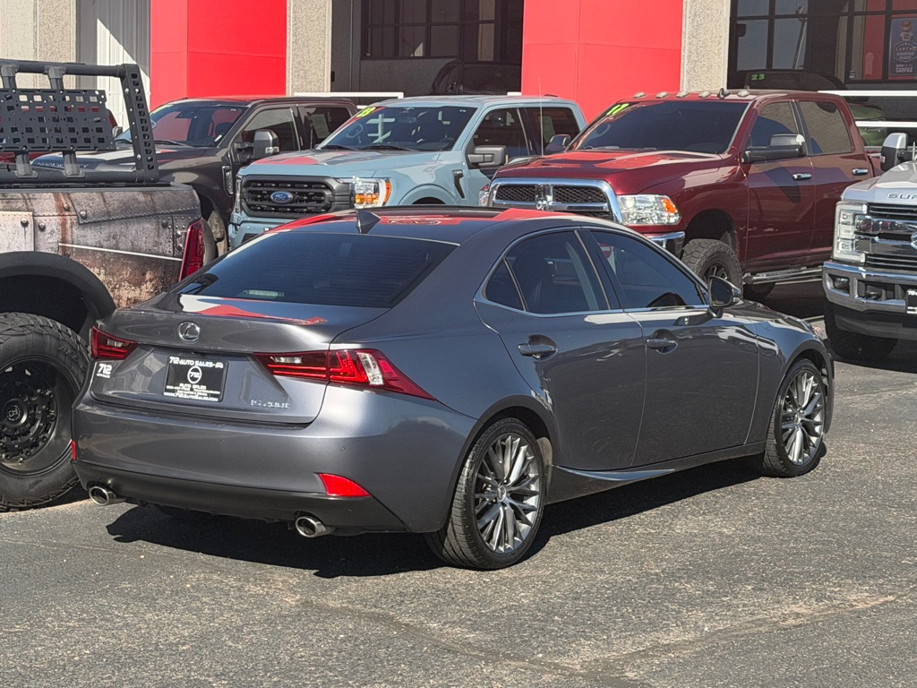 Photo 47 of this LEXUS IS