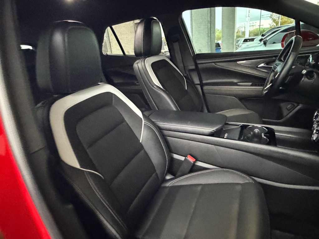 Photo 36 of this CHEVROLET BLAZER