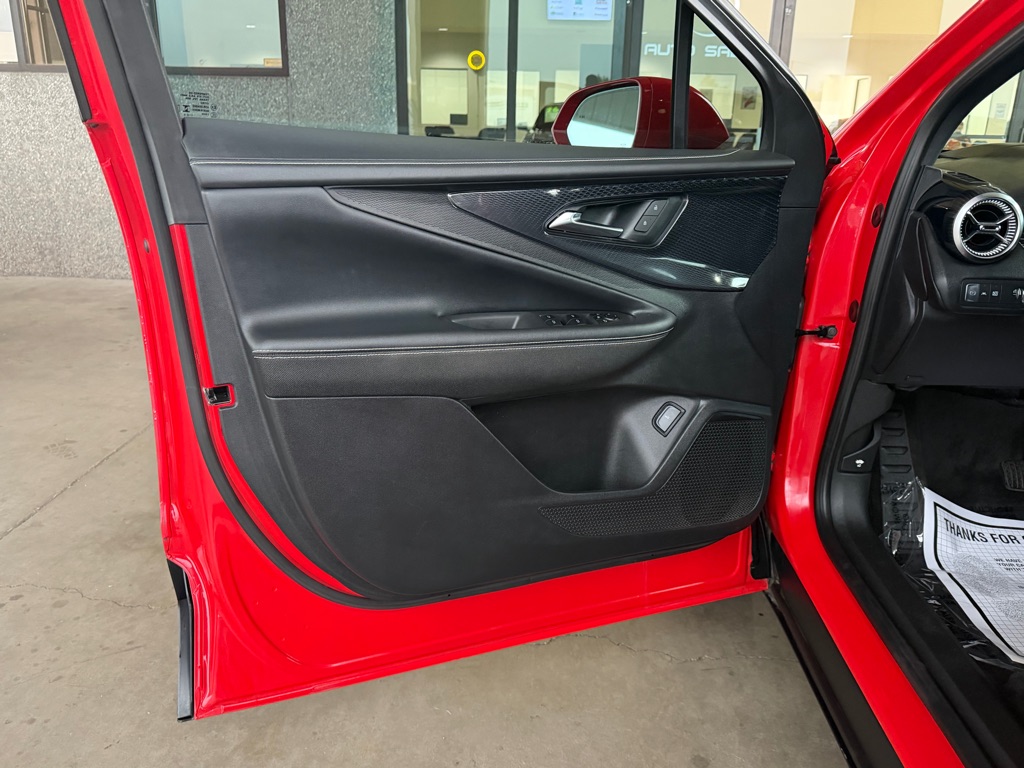 Photo 19 of this CHEVROLET BLAZER