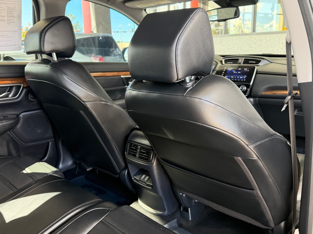 Photo 32 of this HONDA CR-V