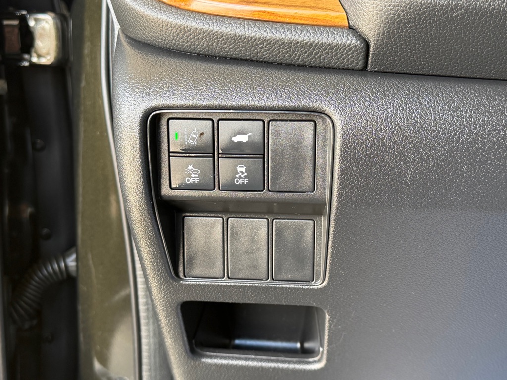Photo 15 of this HONDA CR-V