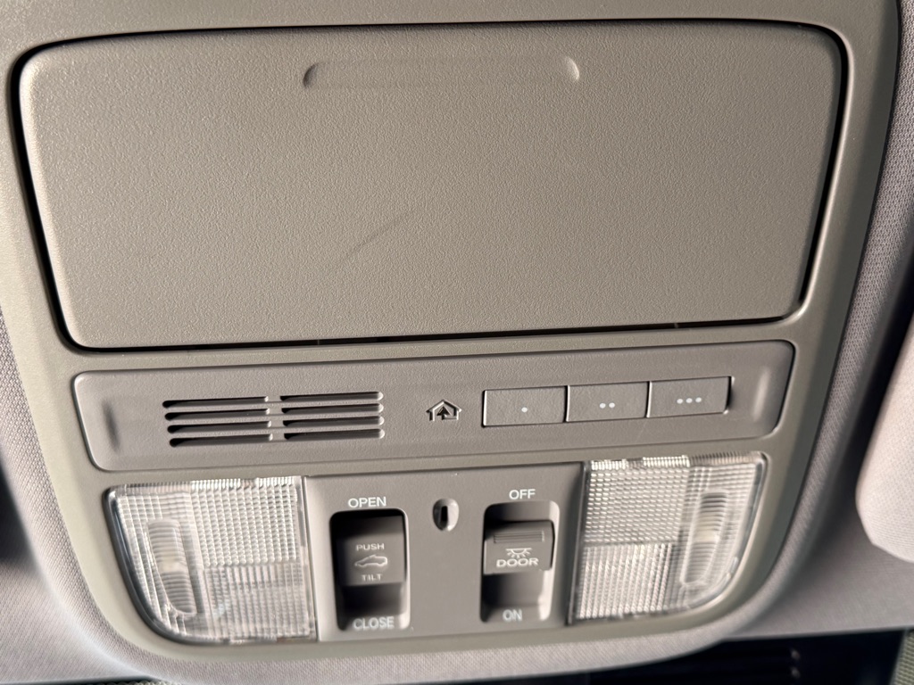 Photo 16 of this HONDA CR-V