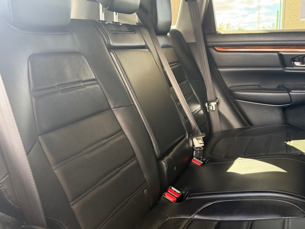 Photo 31 of this HONDA CR-V