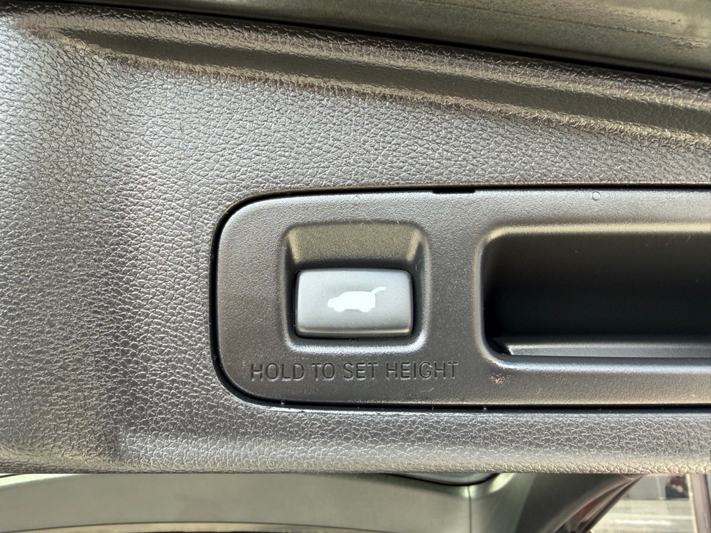 Photo 29 of this HONDA CR-V