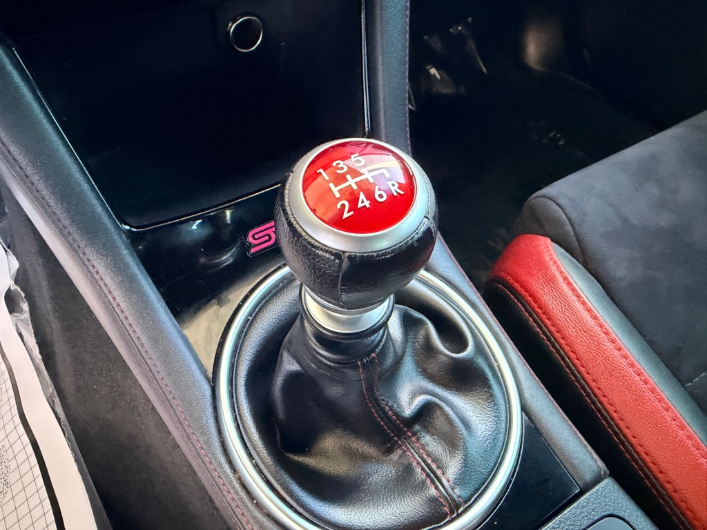 Photo 11 of this SUBARU WRX