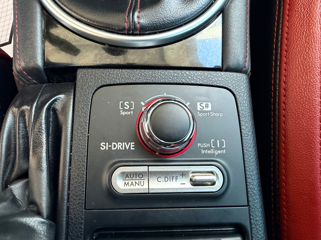 Photo 12 of this SUBARU WRX