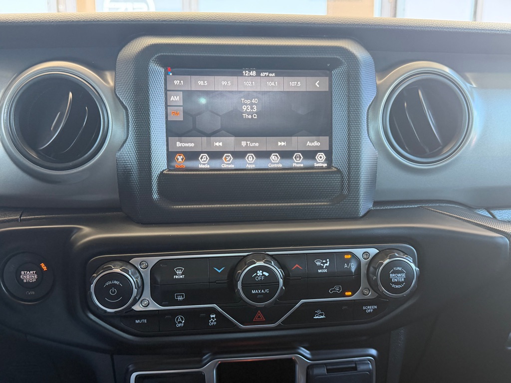 Photo 12 of this JEEP WRANGLER