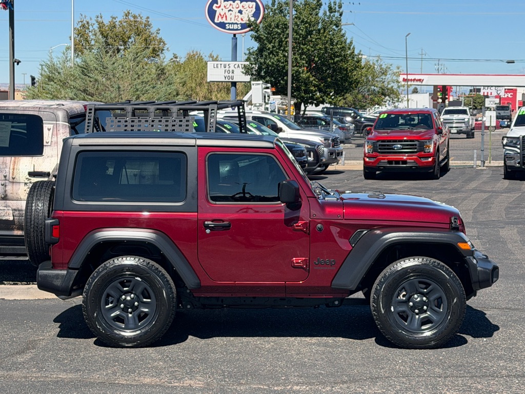 Photo 40 of this JEEP WRANGLER