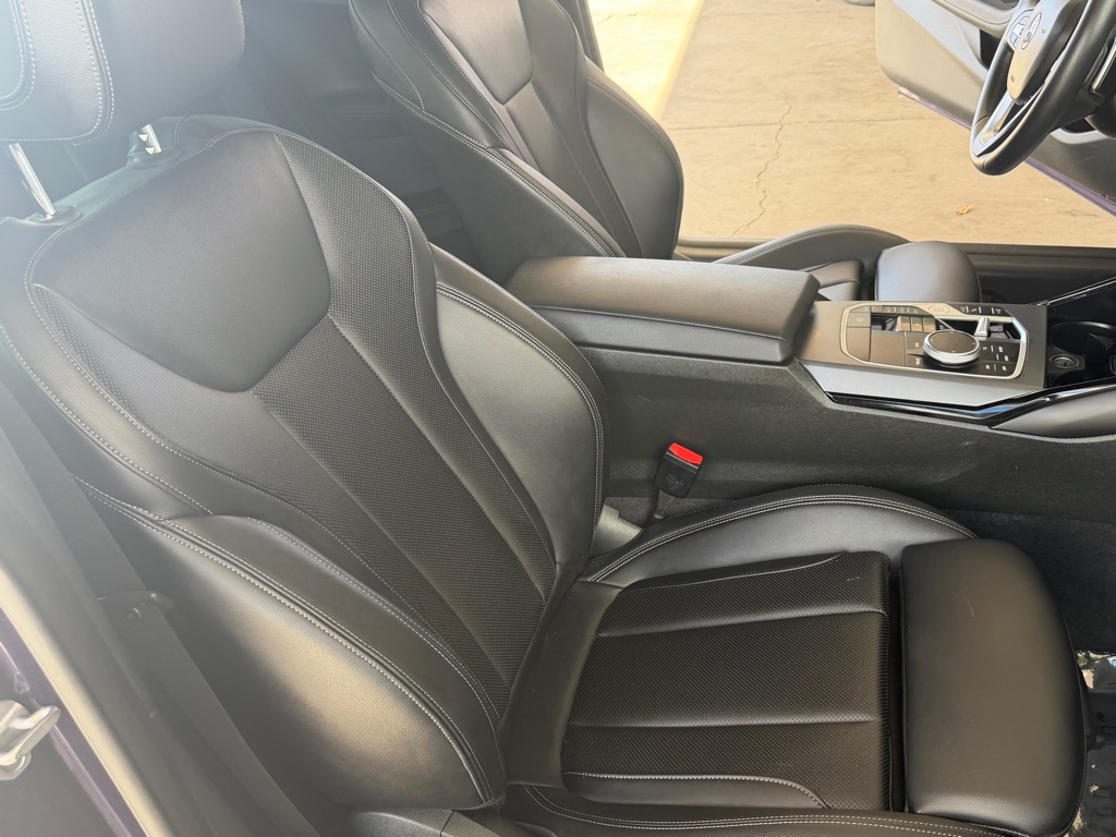 Photo 29 of this BMW 230I