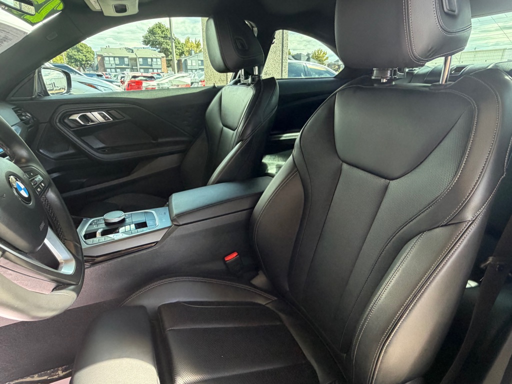 Photo 5 of this BMW 230I