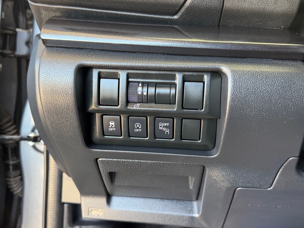 Photo 15 of this SUBARU CROSSTREK