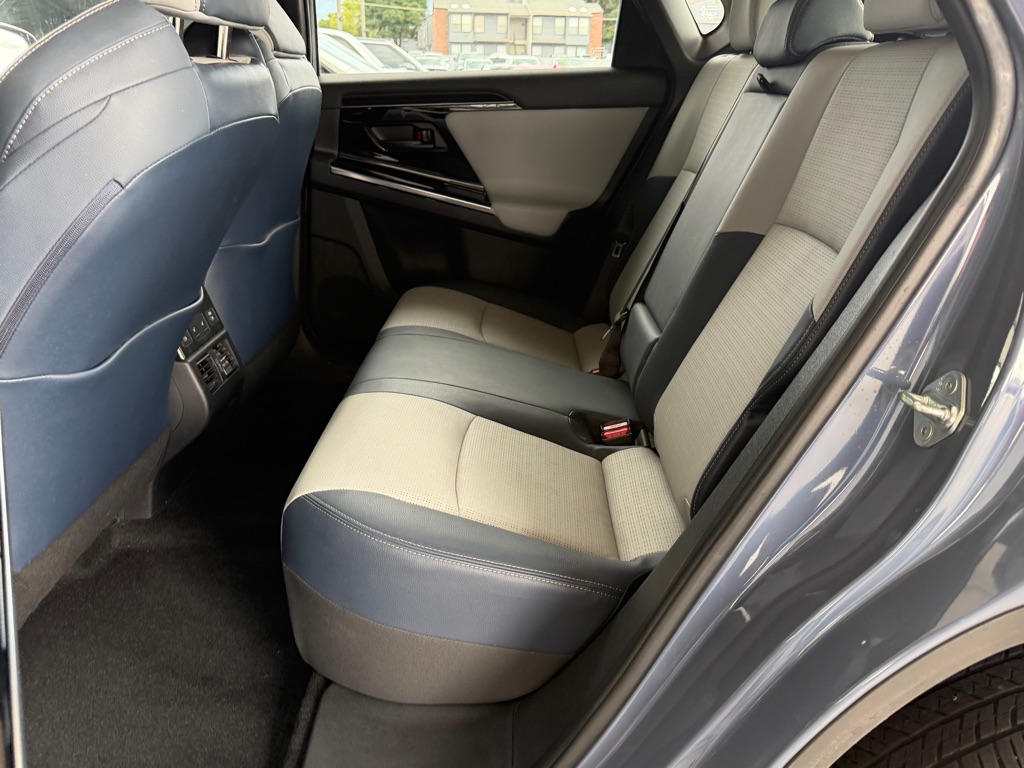 Photo 24 of this SUBARU SOLTERRA