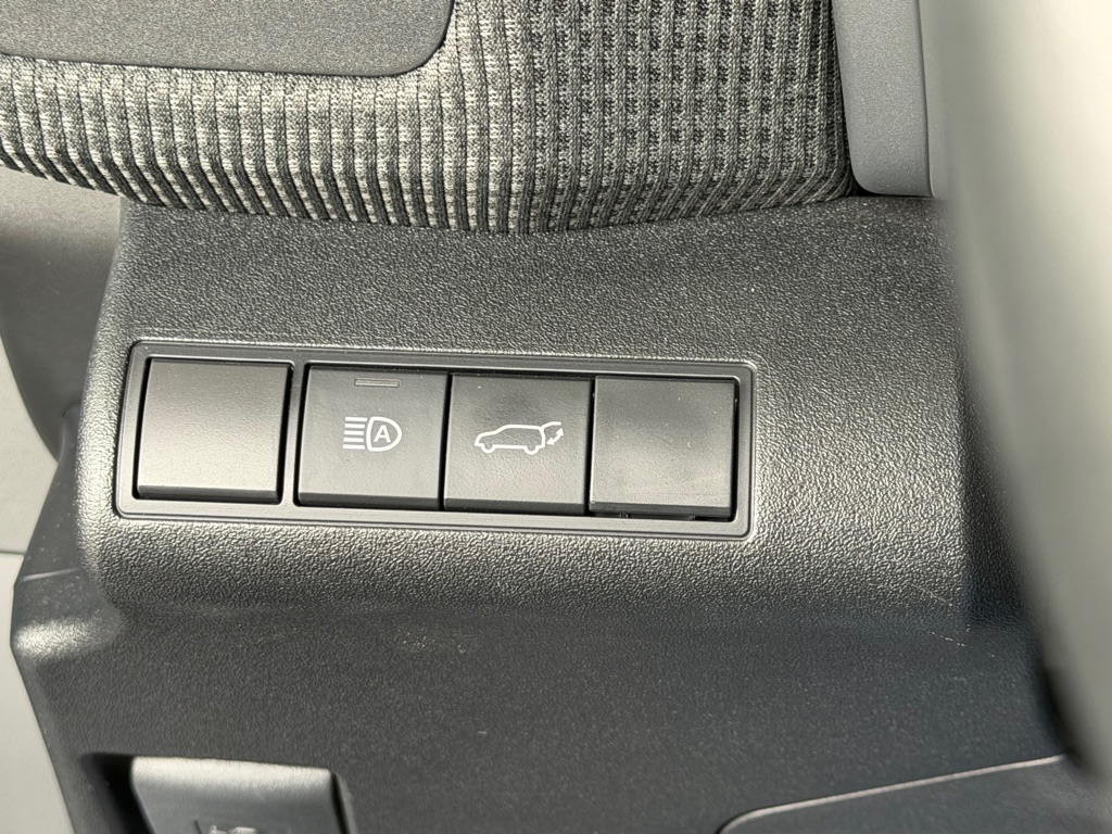 Photo 19 of this SUBARU SOLTERRA