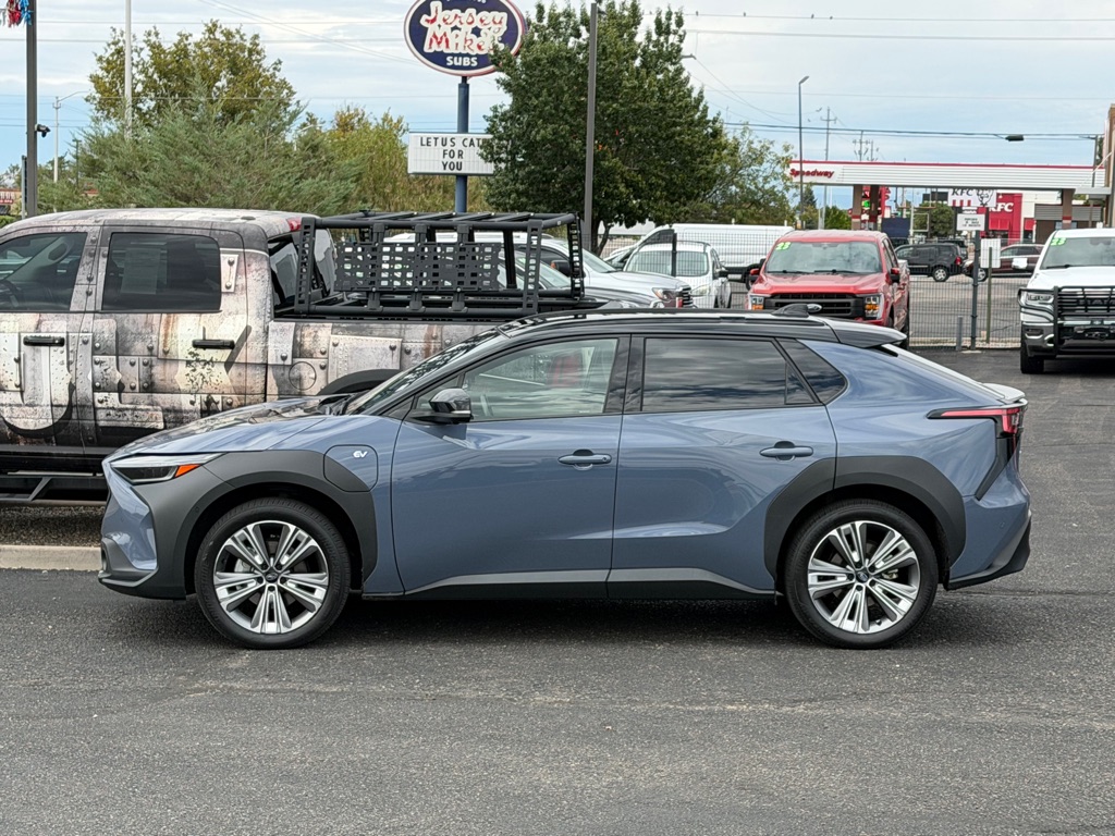 Photo 2 of this SUBARU SOLTERRA