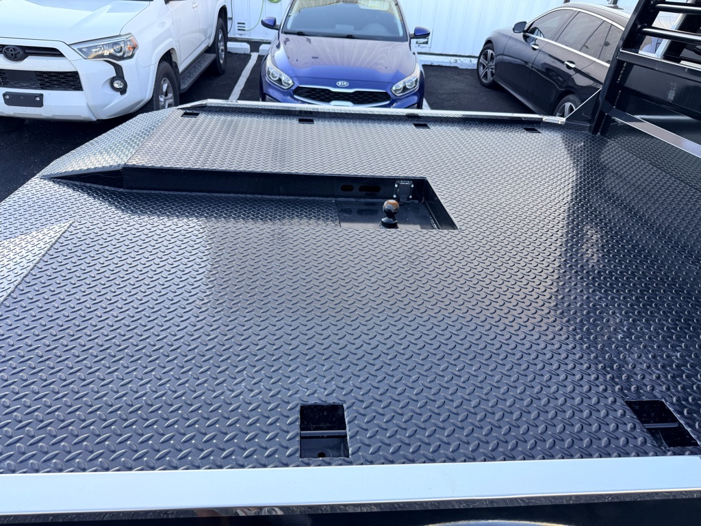 Photo 39 of this GMC SIERRA