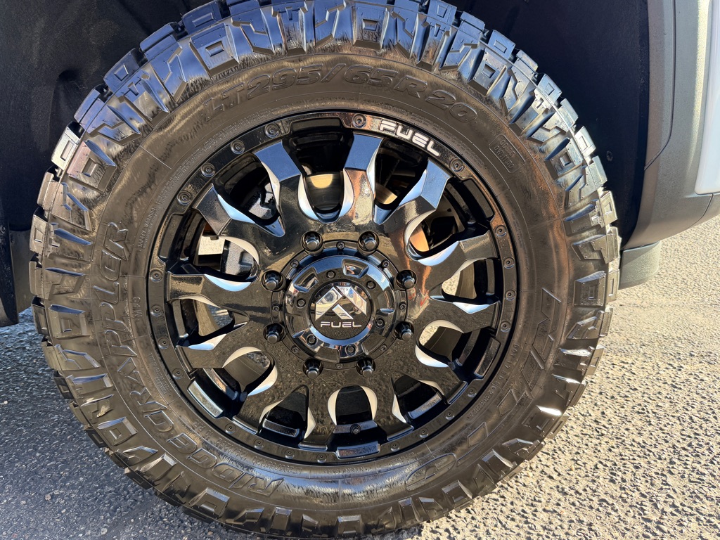 Photo 71 of this GMC SIERRA