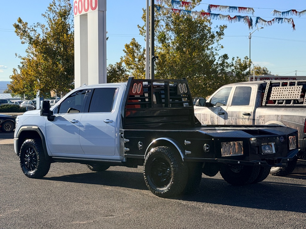 Photo 15 of this GMC SIERRA