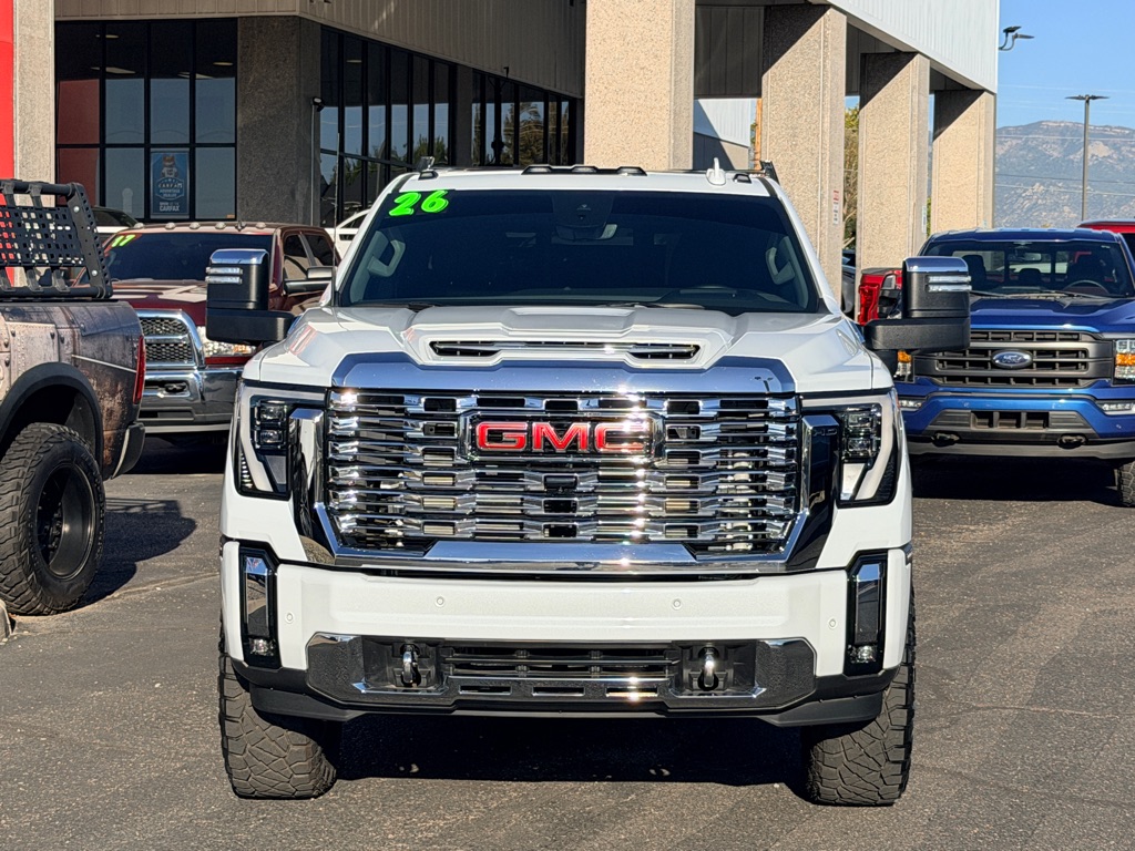 Photo 9 of this GMC SIERRA