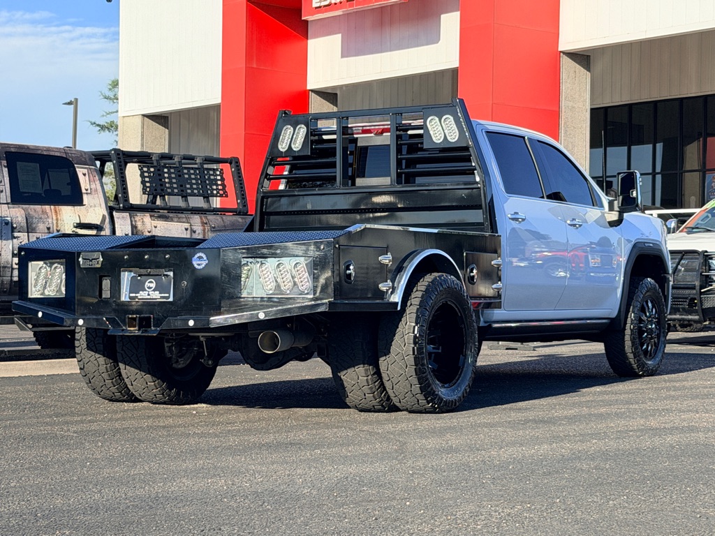 Photo 27 of this GMC SIERRA