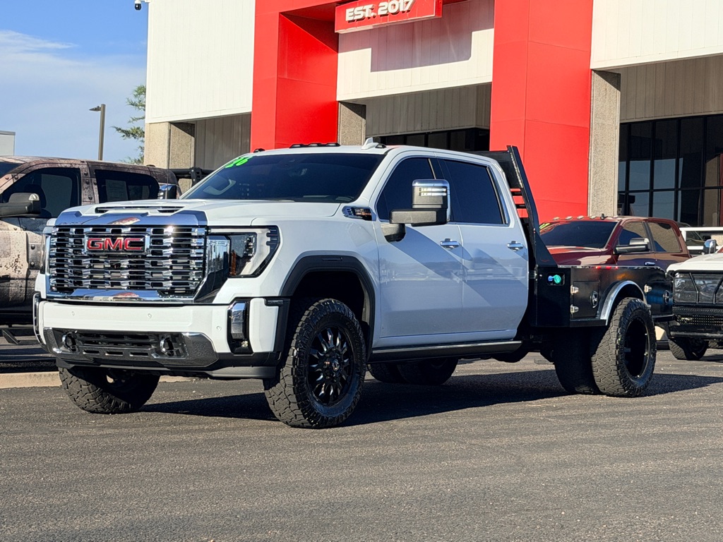 Photo 12 of this GMC SIERRA