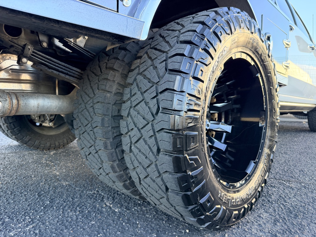 Photo 72 of this GMC SIERRA