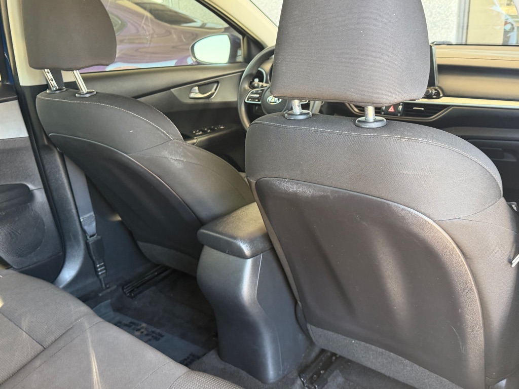 Photo 29 of this KIA FORTE