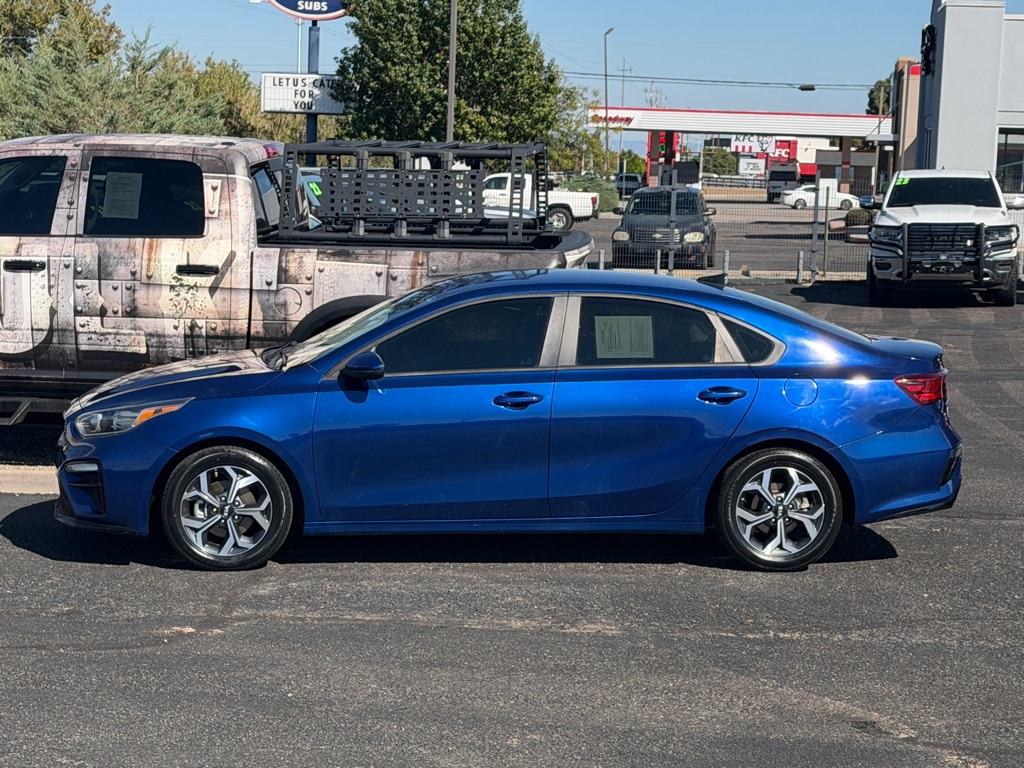 Photo 2 of this KIA FORTE