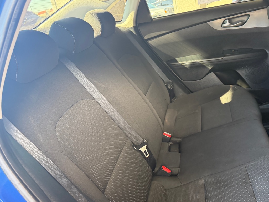 Photo 28 of this KIA FORTE