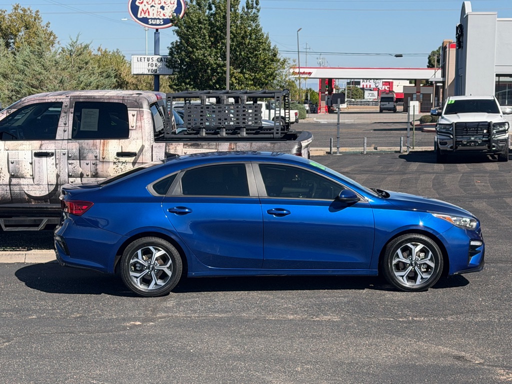 Photo 3 of this KIA FORTE