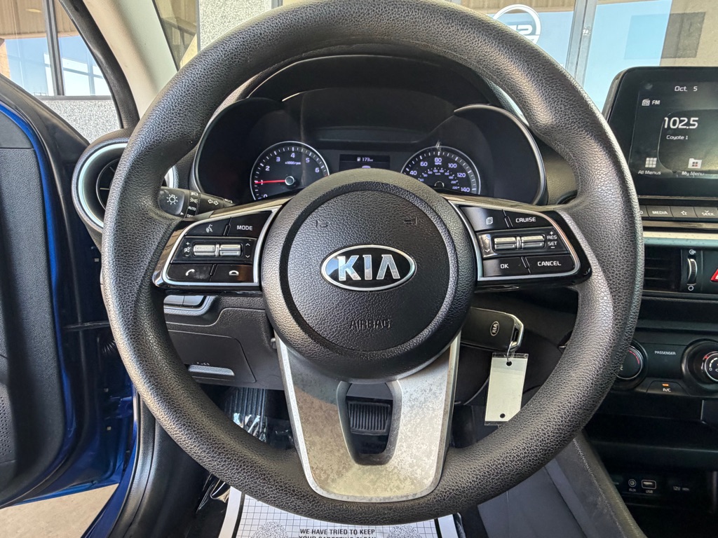 Photo 8 of this KIA FORTE