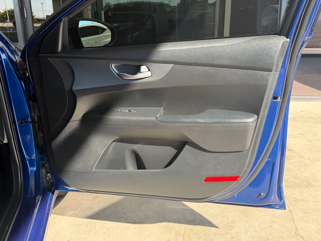 Photo 34 of this KIA FORTE